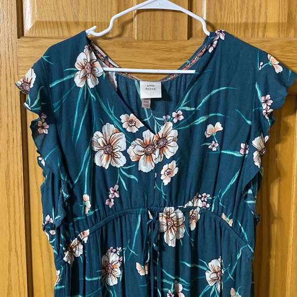 HiLow Green Dress - Picture 2 of 5